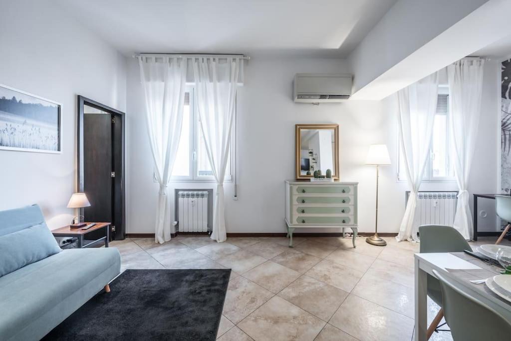 Sotto Le Due Torri 5* Leilighet Bologna Eksteriør bilde