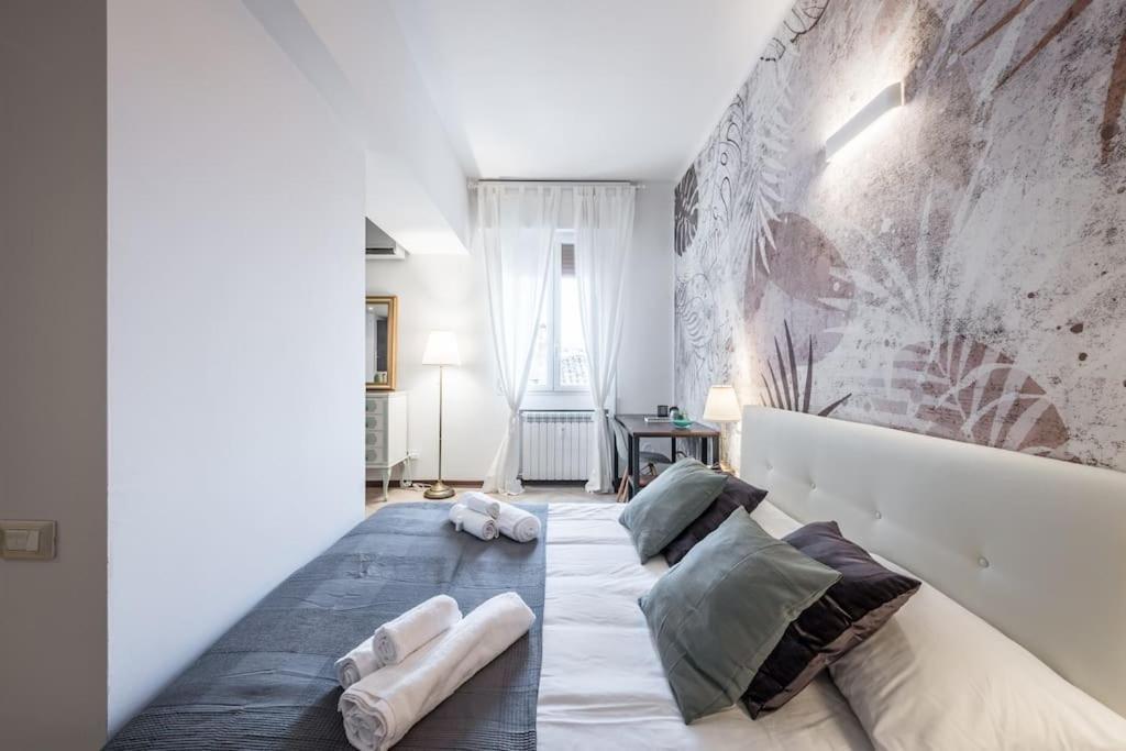 Sotto Le Due Torri 5* Leilighet Bologna Eksteriør bilde