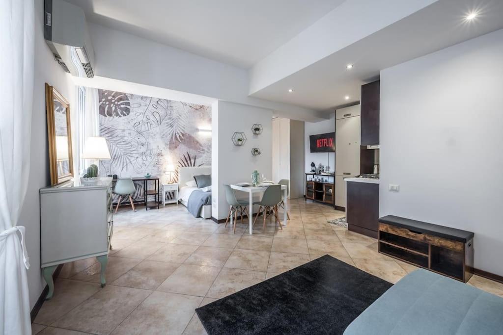 Sotto Le Due Torri 5* Leilighet Bologna Eksteriør bilde