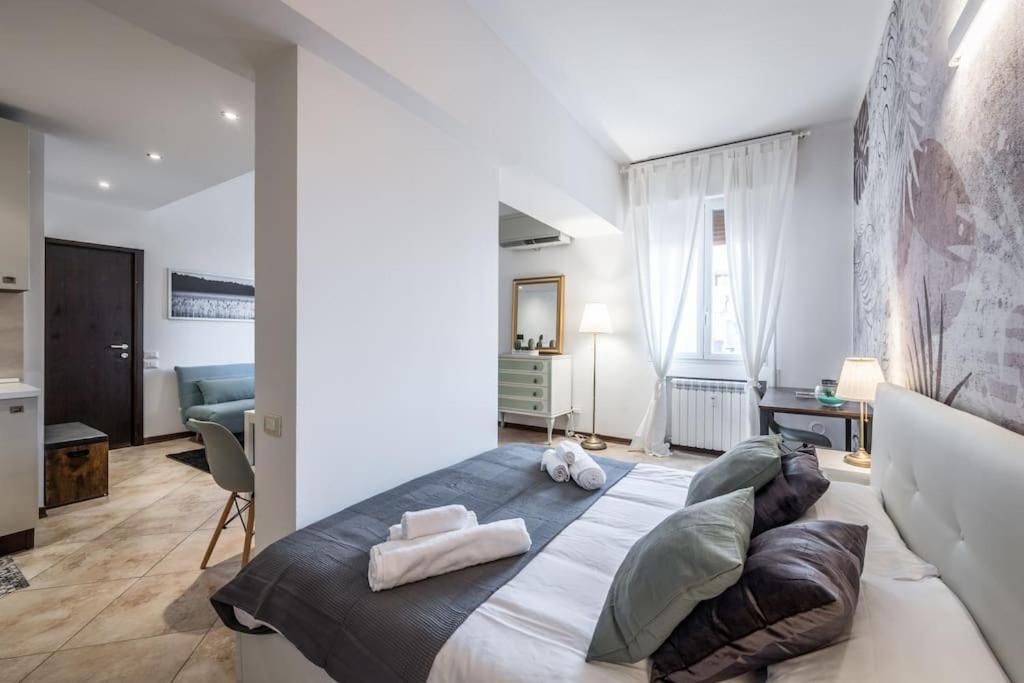 Sotto Le Due Torri 5* Leilighet Bologna Eksteriør bilde