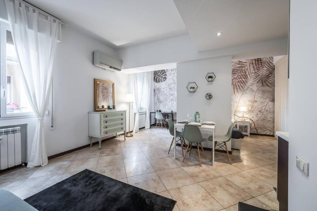 Sotto Le Due Torri 5* Leilighet Bologna Eksteriør bilde