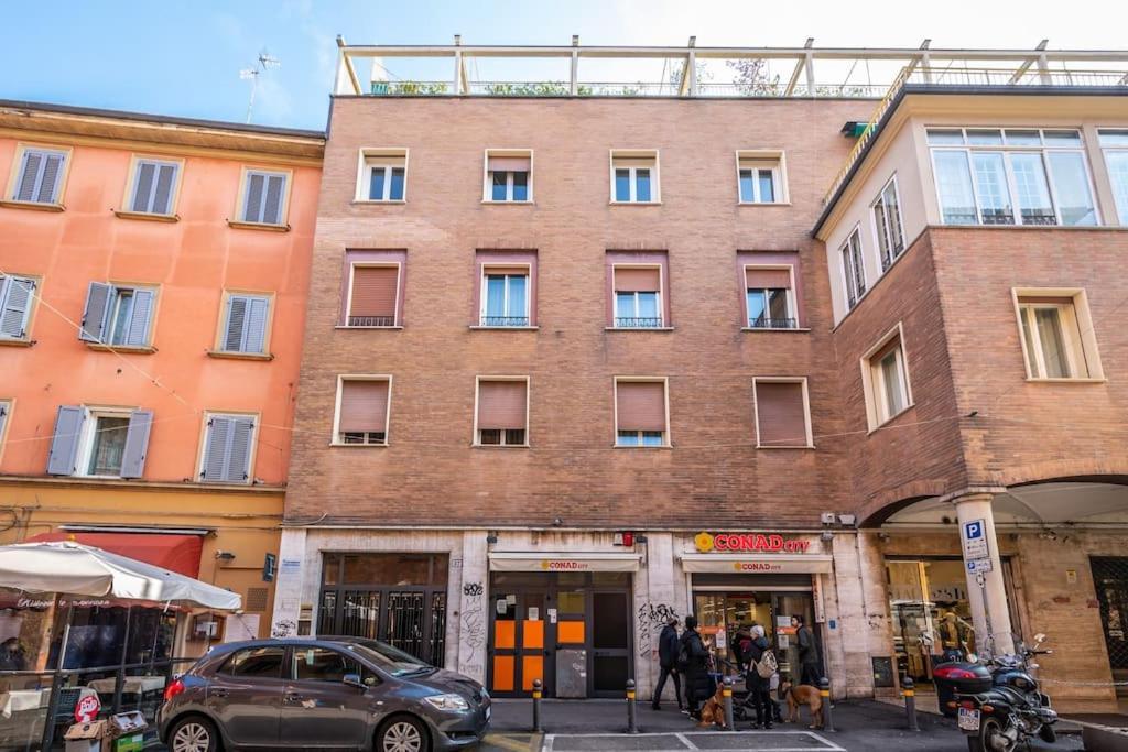 Sotto Le Due Torri 5* Leilighet Bologna Eksteriør bilde